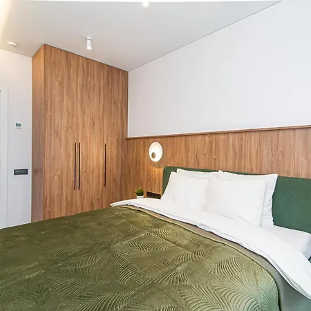 #stayhere - New & Stylish Minimalistic 1bdr Center *