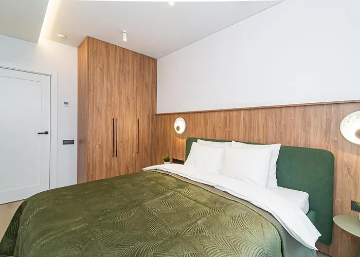 #stayhere - New & Stylish Minimalistic 1bdr Center *