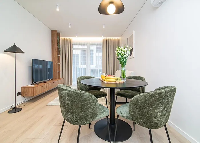 #stayhere - New & Stylish Minimalistic 1bdr Center *