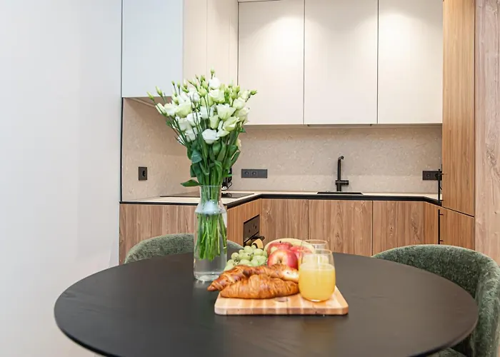 #stayhere - New & Stylish Minimalistic 1bdr Center Appartement