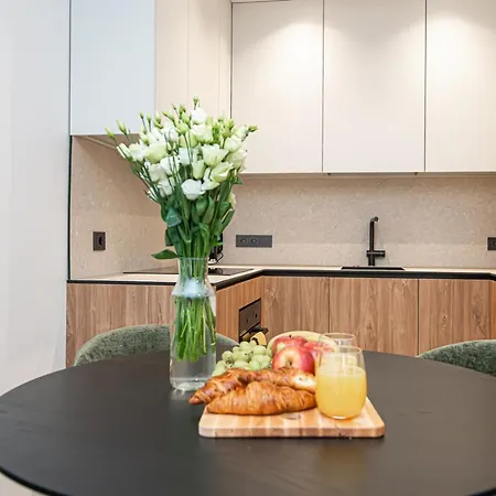 #stayhere - New & Stylish Minimalistic 1bdr Center Lägenhet